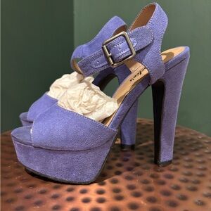 Vintage Candie's CATEAGAN Chic Purple Suede Platform Heels